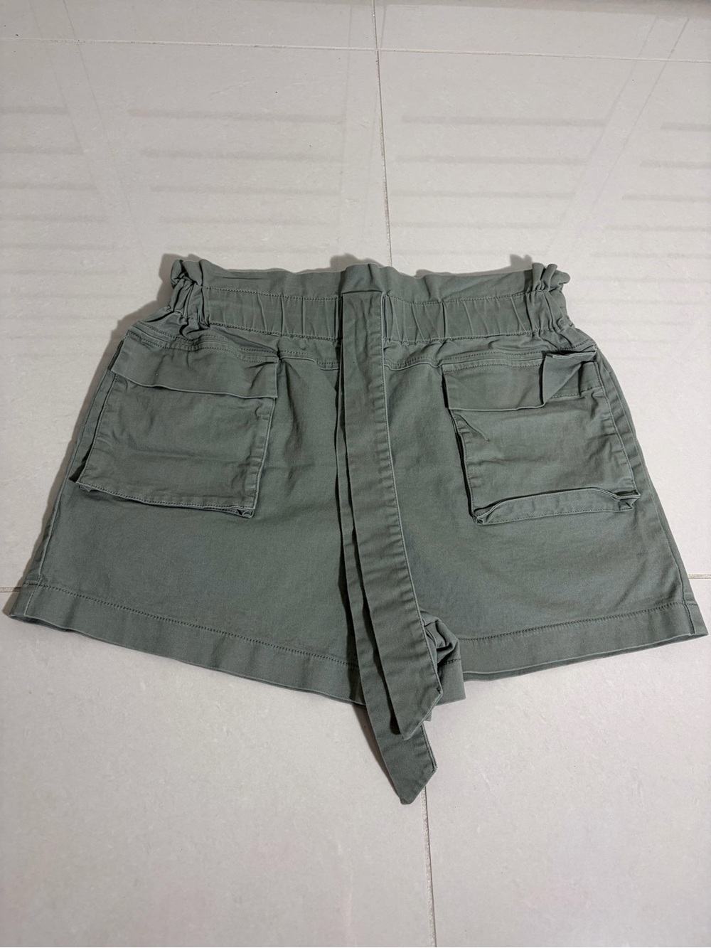 Shinestar High-Rise Utility Tie-Waist Women’s Shorts in Olive Green